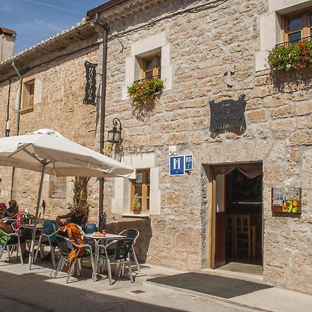 Hostal-Bar Restaurante "La Fuente" Rabe de las Calzadas Luaran gambar